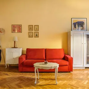 “gem In Luxurious Street” Wi-fi Appartamento